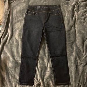 Women’s, US 8, Levi’s, elastic waistband, cropped jeggings
